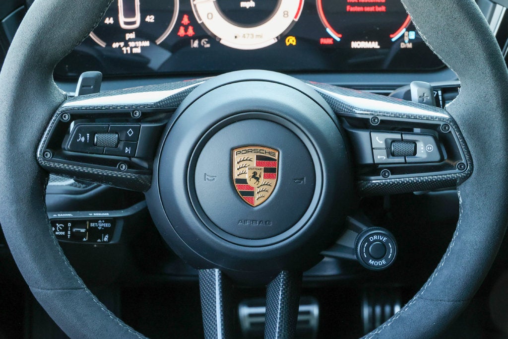 2026 Porsche Cayenne GTS Coupe GTS