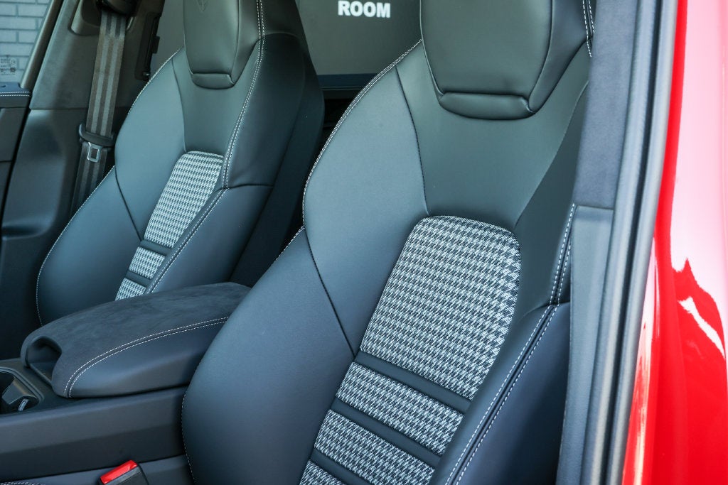 2026 Porsche Cayenne GTS Coupe GTS