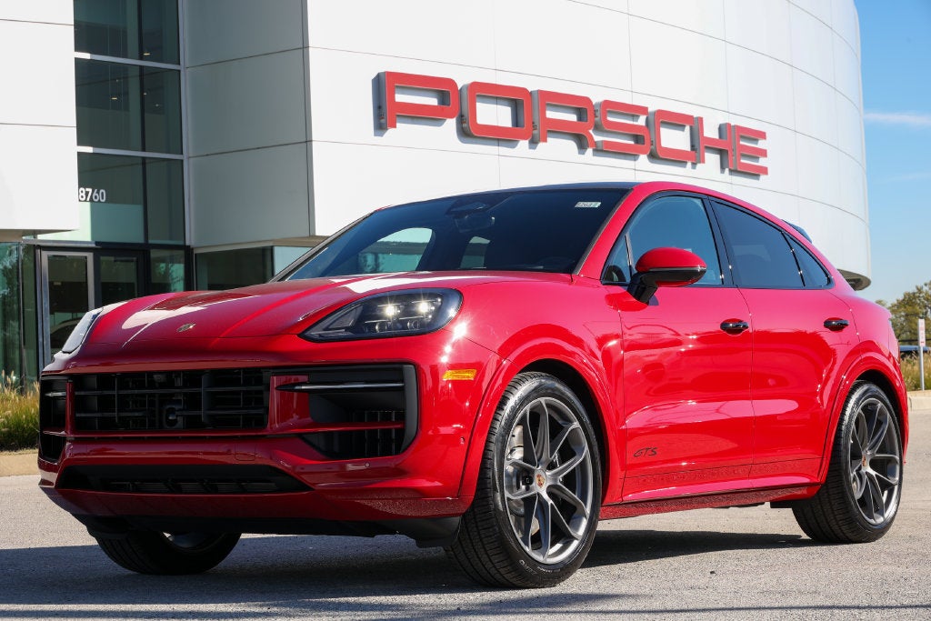 2026 Porsche Cayenne GTS Coupe GTS