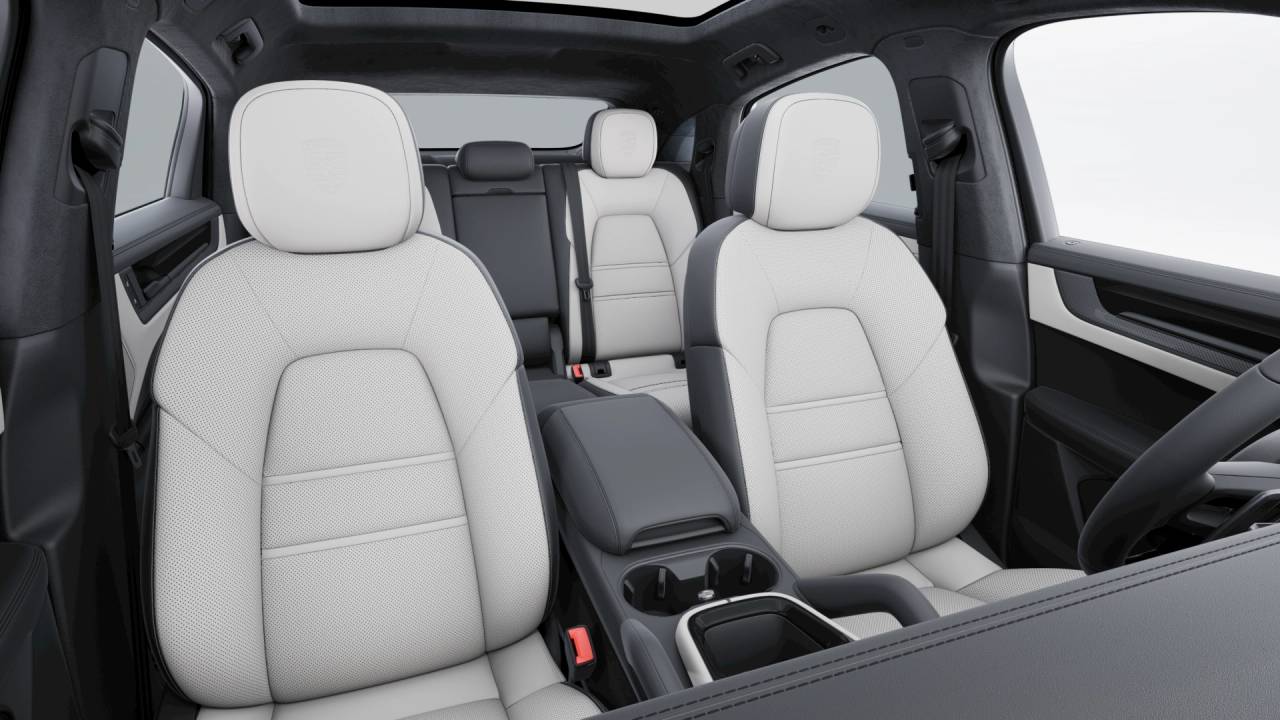 2026 Porsche Cayenne GTS Coupe Base