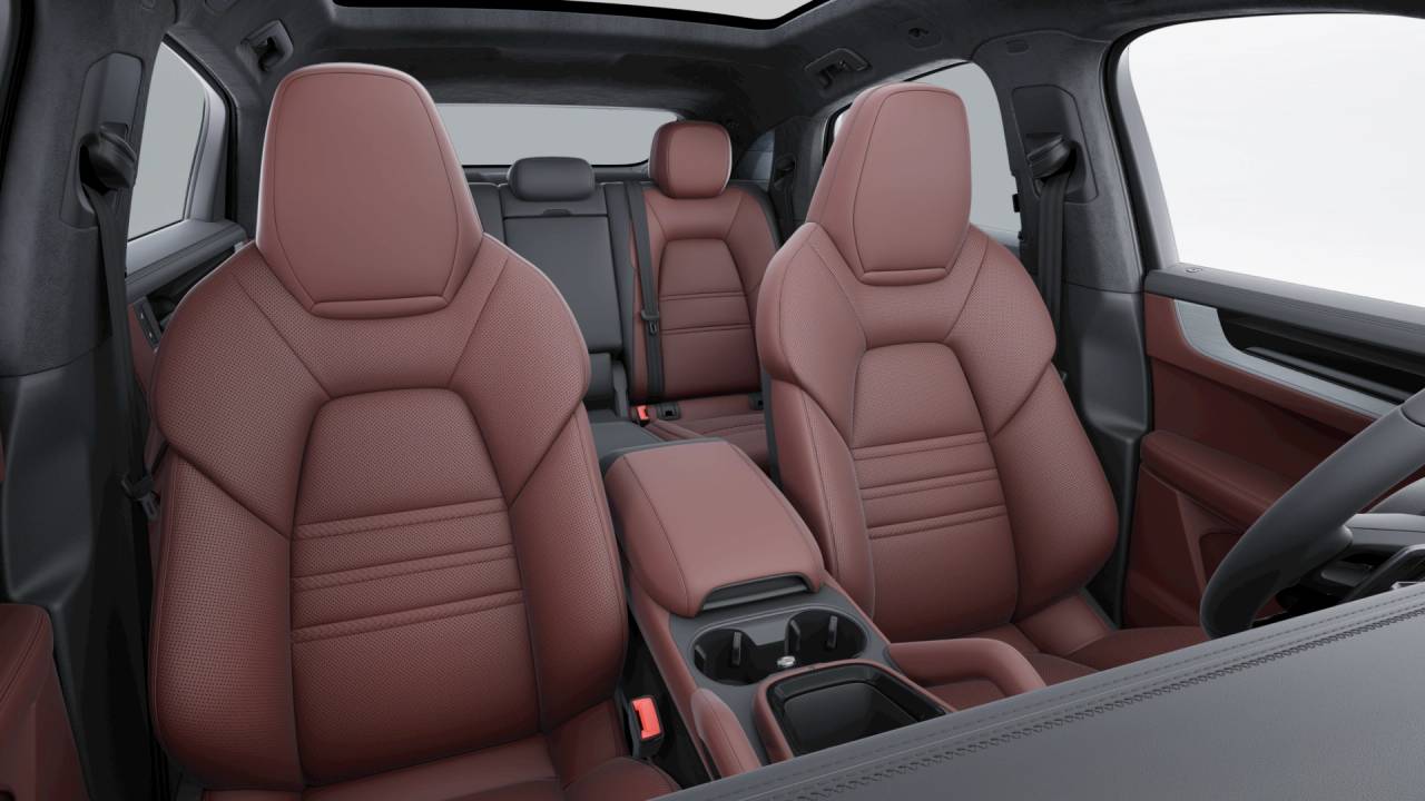 2026 Porsche Cayenne GTS Coupe Base