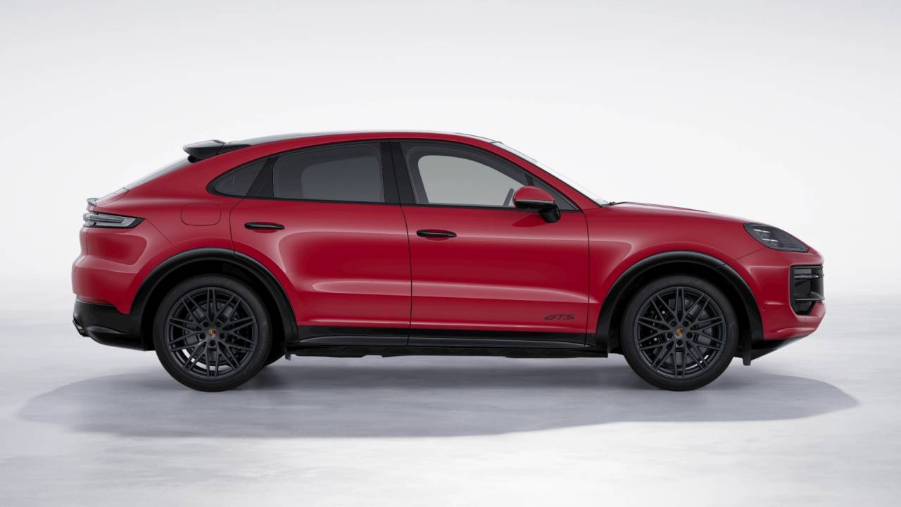 2026 Porsche Cayenne GTS Coupe Base