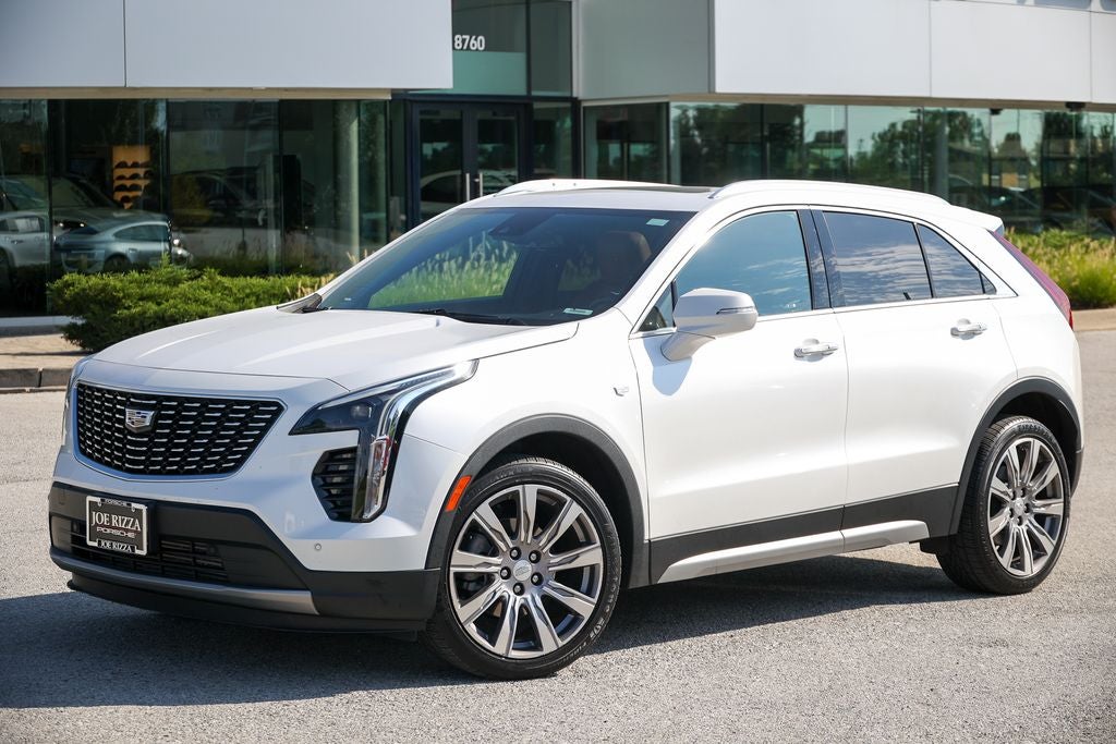 2022 Cadillac XT4 Premium Luxury