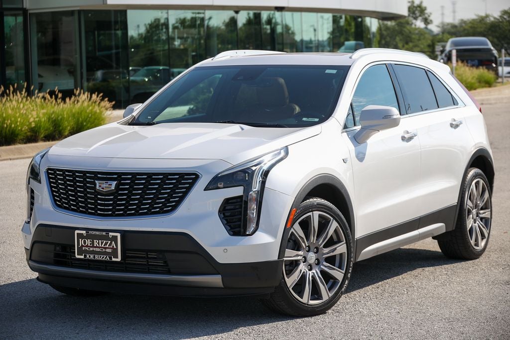 2022 Cadillac XT4 Premium Luxury