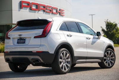 2022 Cadillac XT4 Premium Luxury