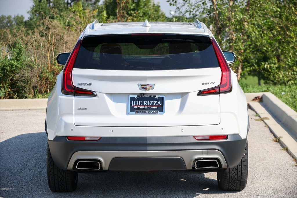 2022 Cadillac XT4 Premium Luxury