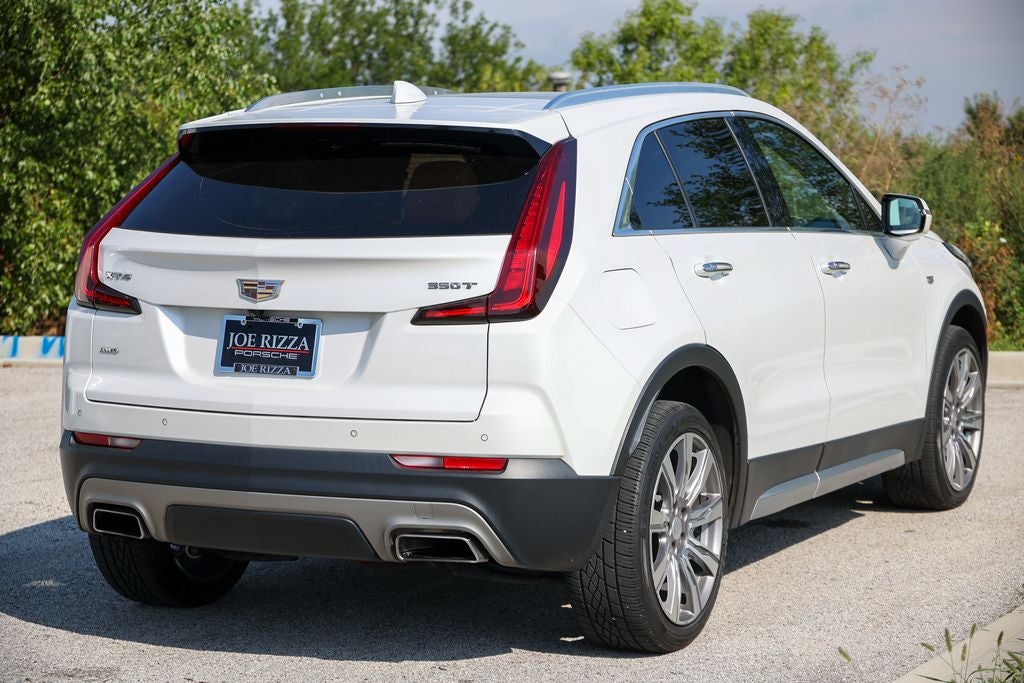 2022 Cadillac XT4 Premium Luxury