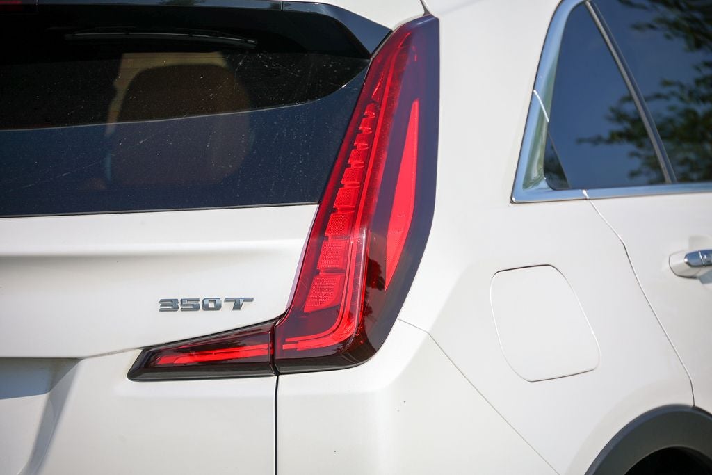2022 Cadillac XT4 Premium Luxury