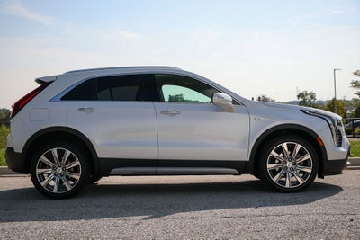 2022 Cadillac XT4 Premium Luxury