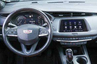 2022 Cadillac XT4 Premium Luxury