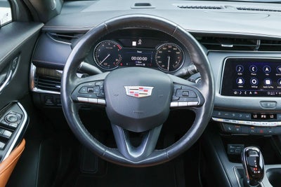 2022 Cadillac XT4 Premium Luxury