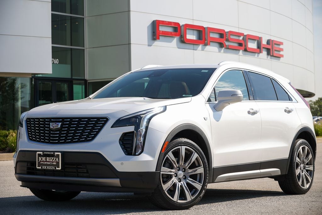 2022 Cadillac XT4 Premium Luxury