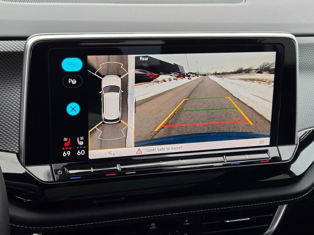 2024 Volkswagen Atlas Cross Sport 2.0T SEL Premium R-Line