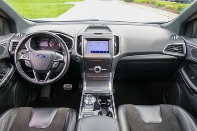 2020 Ford Edge ST