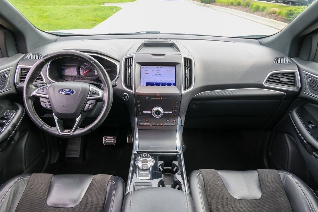 2020 Ford Edge ST