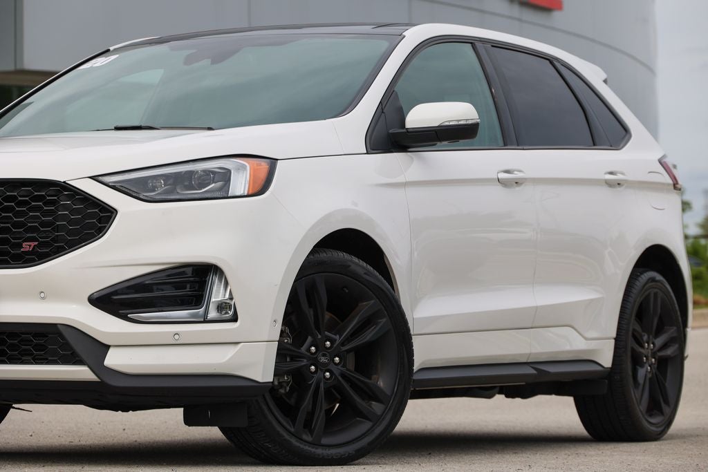 2020 Ford Edge ST