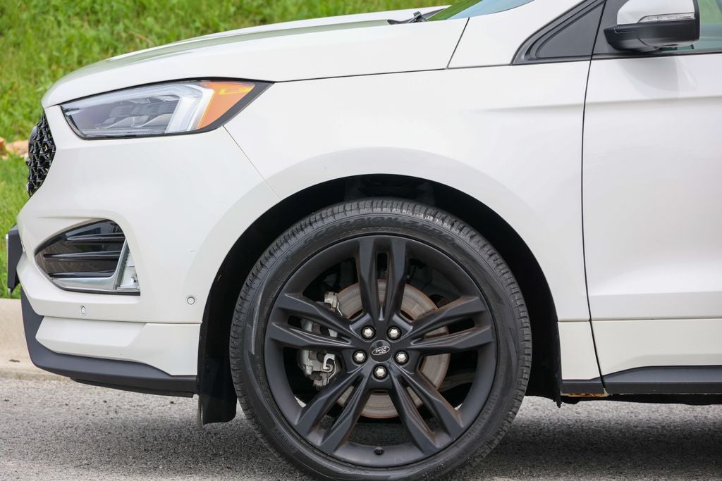 2020 Ford Edge ST