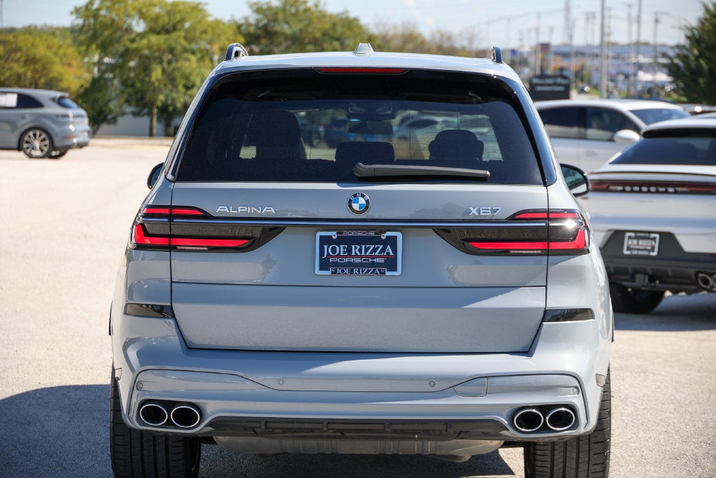 2026 BMW X7 ALPINA XB7