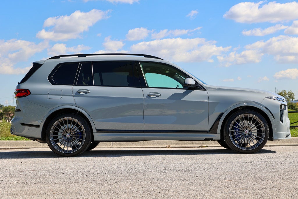2026 BMW X7 ALPINA XB7