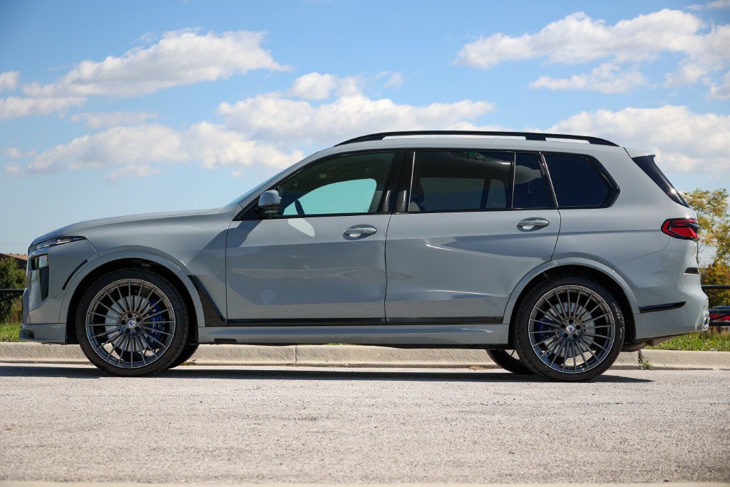 2026 BMW X7 ALPINA XB7