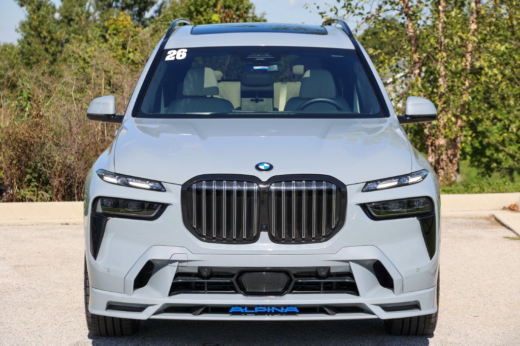 2026 BMW X7 ALPINA XB7