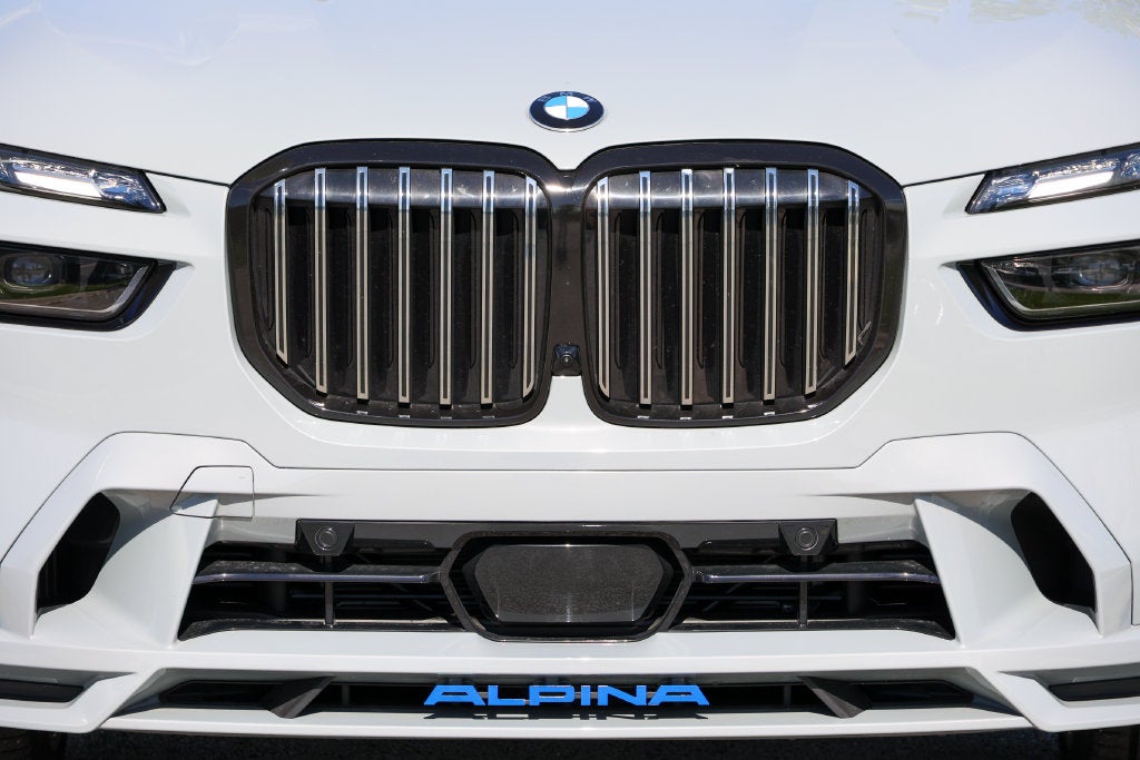 2026 BMW X7 ALPINA XB7