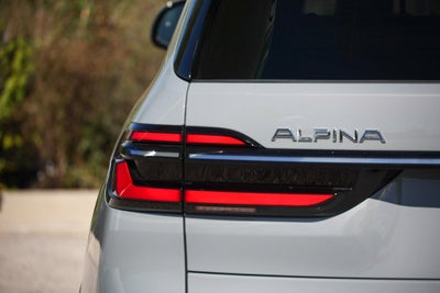 2026 BMW X7 ALPINA XB7