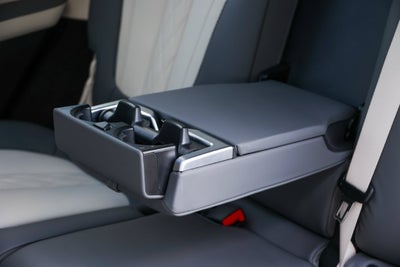 2026 BMW X7 ALPINA XB7