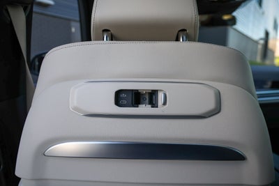 2026 BMW X7 ALPINA XB7