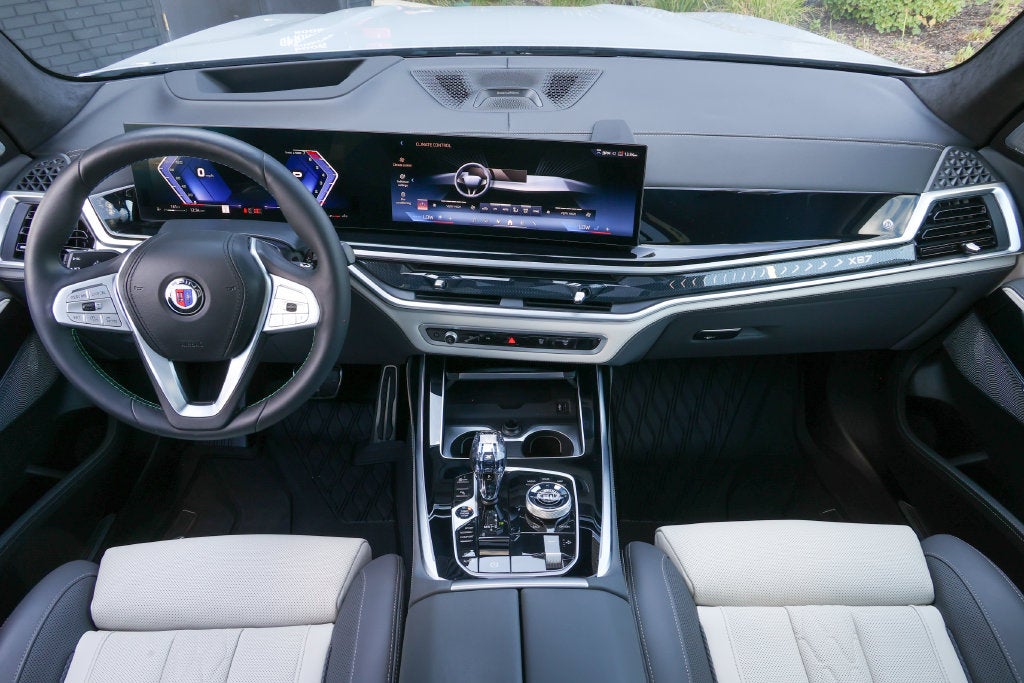 2026 BMW X7 ALPINA XB7