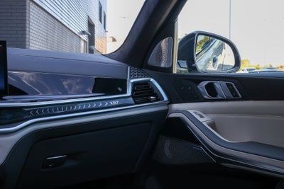 2026 BMW X7 ALPINA XB7