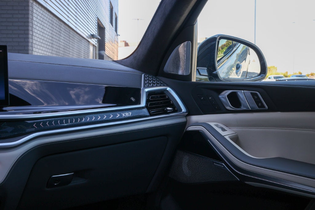 2026 BMW X7 ALPINA XB7