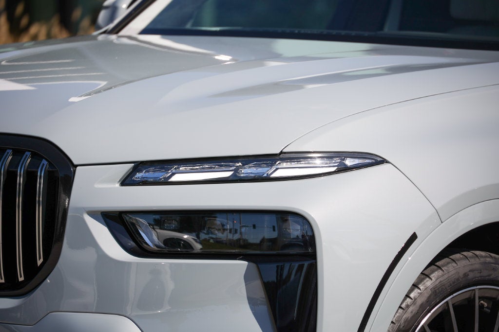 2026 BMW X7 ALPINA XB7