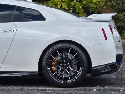 2020 Nissan GT-R Premium