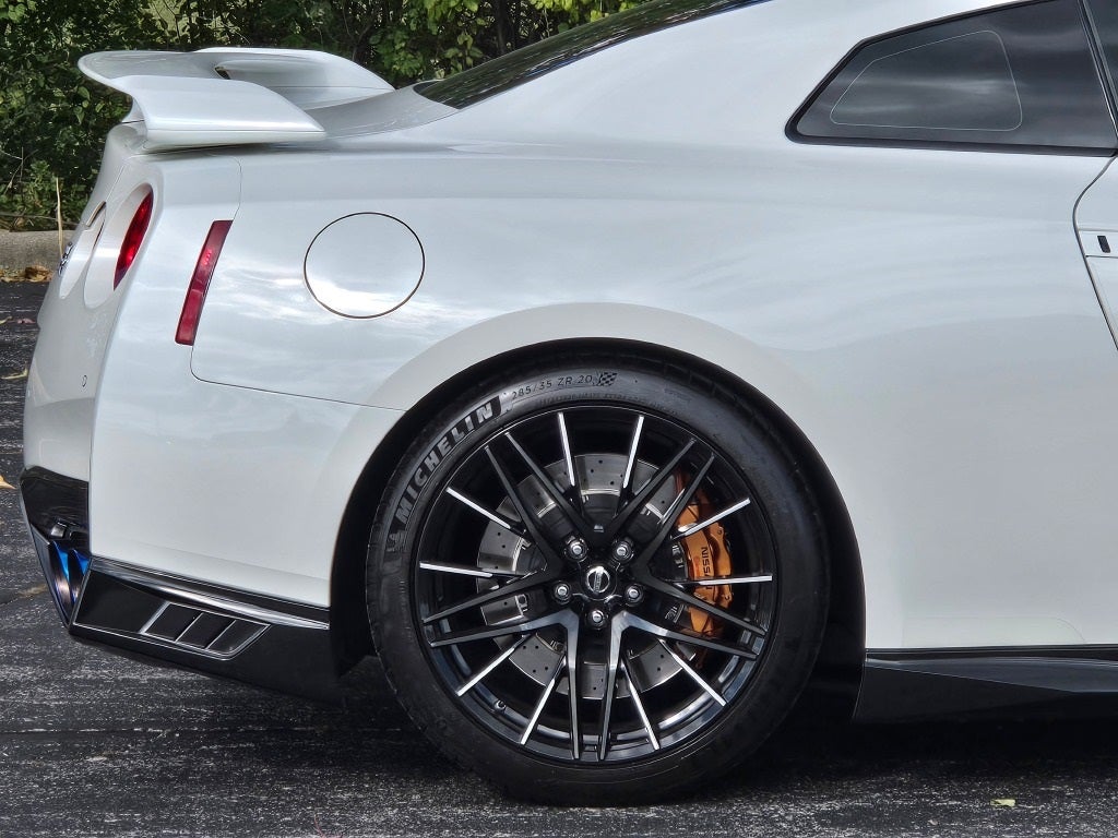 2020 Nissan GT-R Premium