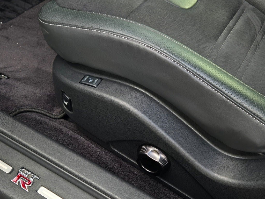 2020 Nissan GT-R Premium