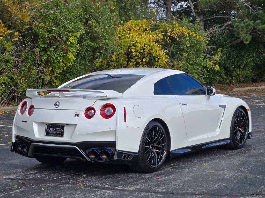 2020 Nissan GT-R Premium