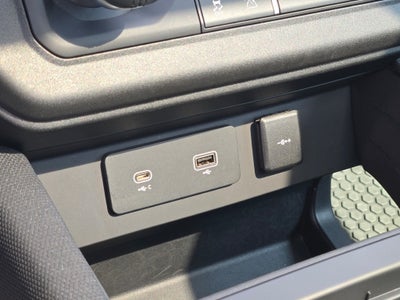 2022 Land Rover Defender 90 Carpathian Edition