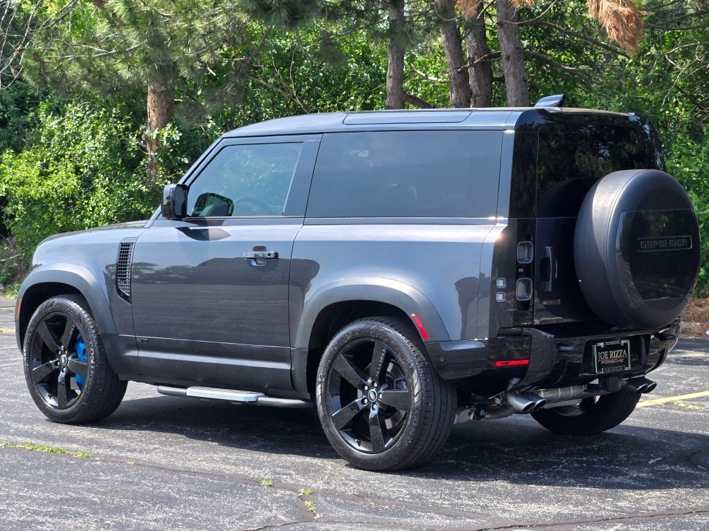 2022 Land Rover Defender 90 Carpathian Edition