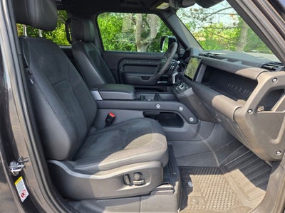 2022 Land Rover Defender 90 Carpathian Edition