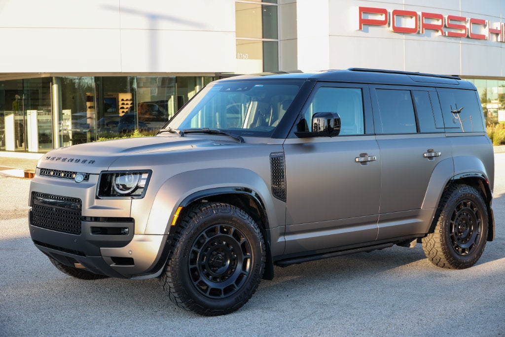 2026 Land Rover Defender 110 OCTA