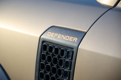 2026 Land Rover Defender 110 OCTA