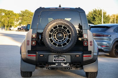 2026 Land Rover Defender 110 OCTA