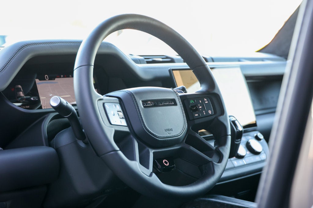 2026 Land Rover Defender 110 OCTA