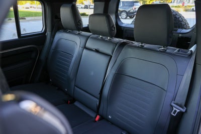 2026 Land Rover Defender 110 OCTA