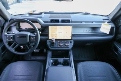 2026 Land Rover Defender 110 OCTA