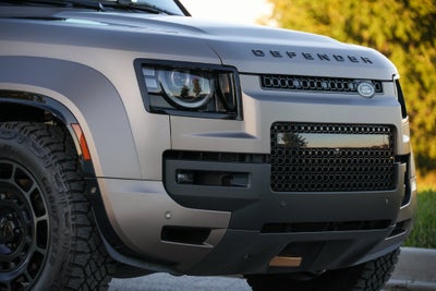 2026 Land Rover Defender 110 OCTA