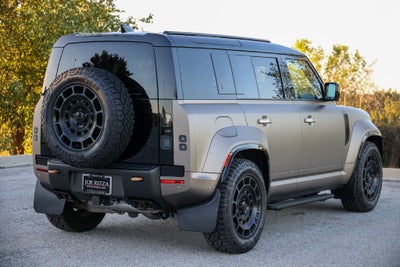 2026 Land Rover Defender 110 OCTA