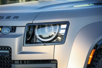 2026 Land Rover Defender 110 OCTA