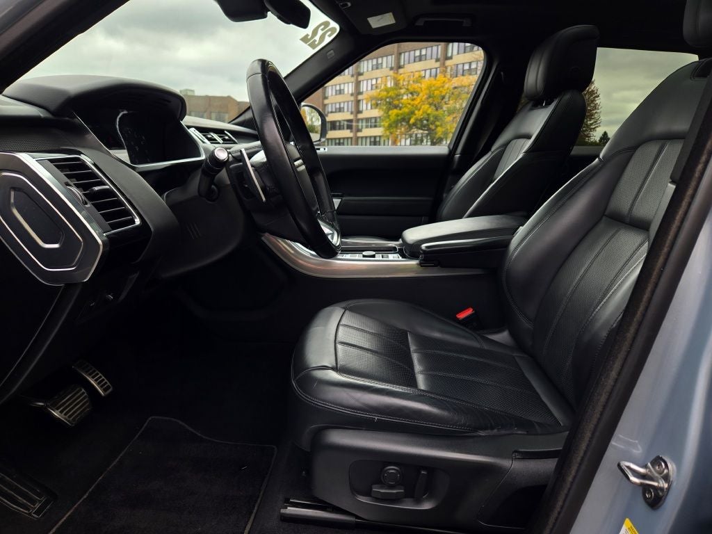 2022 Land Rover Range Rover Sport HSE Silver Edition
